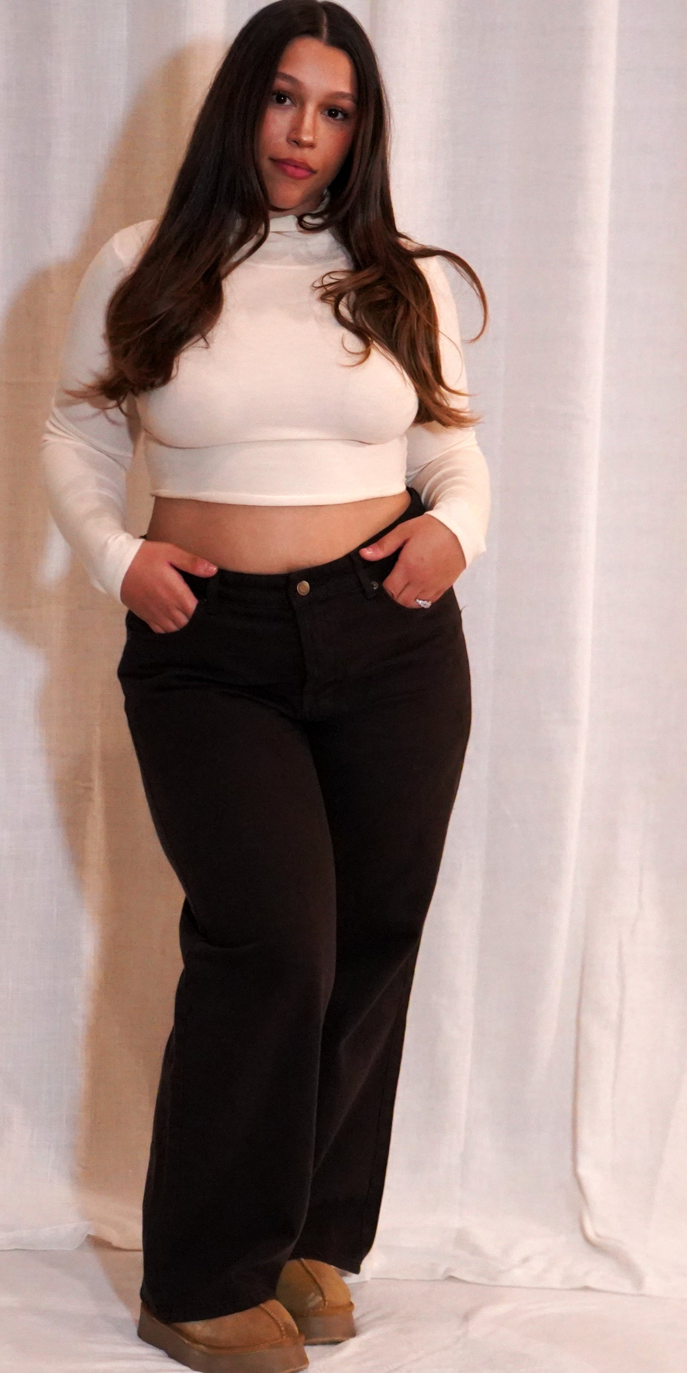 DRAPE TURTLENECK CROPPED KNIT SWEATER | LIGHT KHAKI