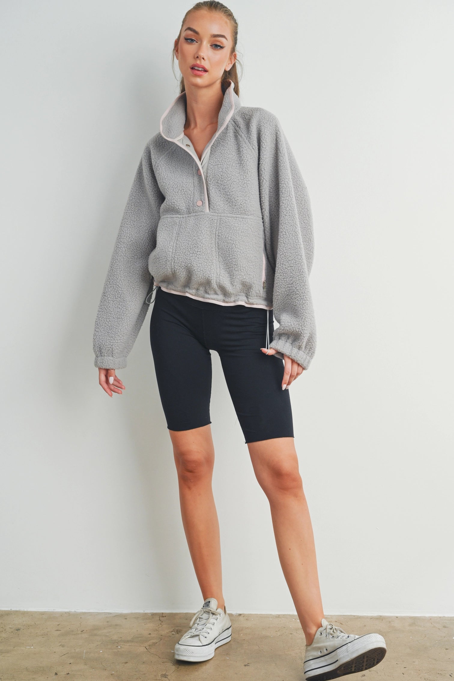 FLEECE BUTTON FRONT SIDE POCKET LONG SLEEVE TOP -GREY / PINK